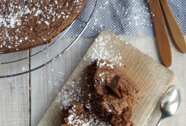 Gâteau au chocolat sans beurre et sans reproche