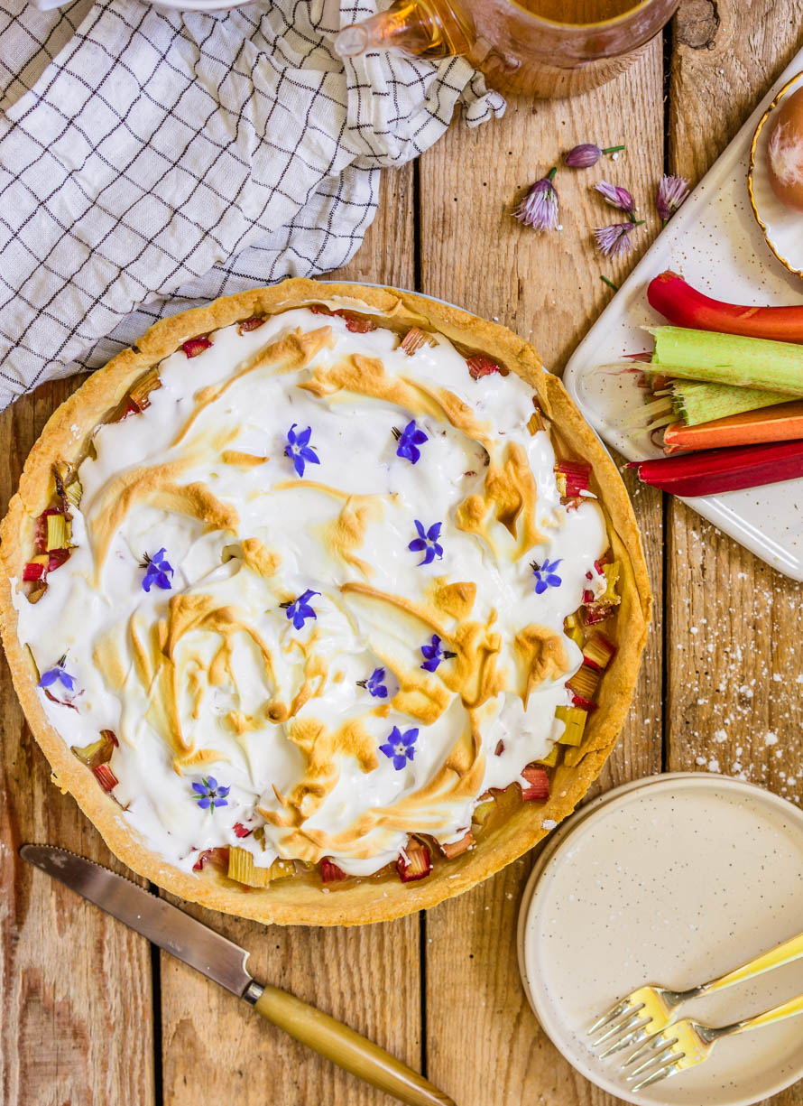 tarte à la rhubarbe meringuée