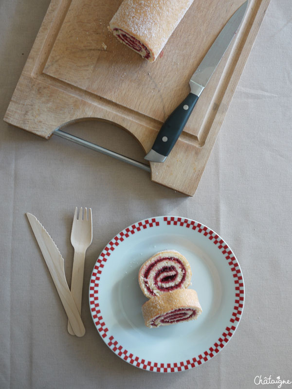 gâteau roulé aux framboises