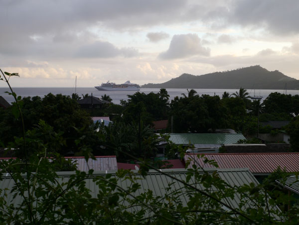 De Huahine à Bora Bora