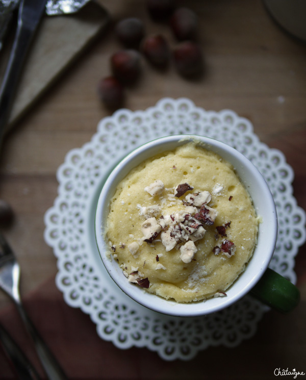 Mug cake chocolat blanc