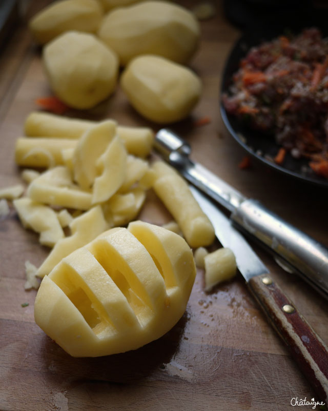 Les pommes de terre farcies