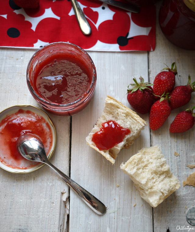 Confiture fraises-rhubarbe