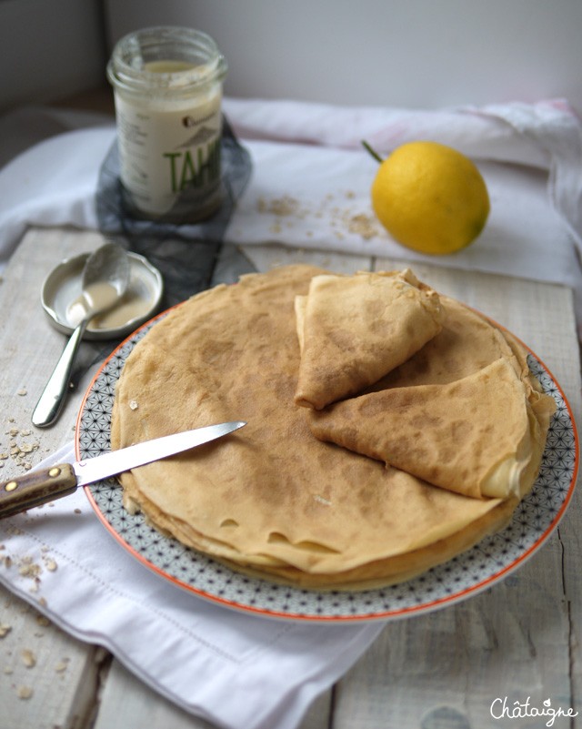 Crêpes au lait d'avoine et tahin