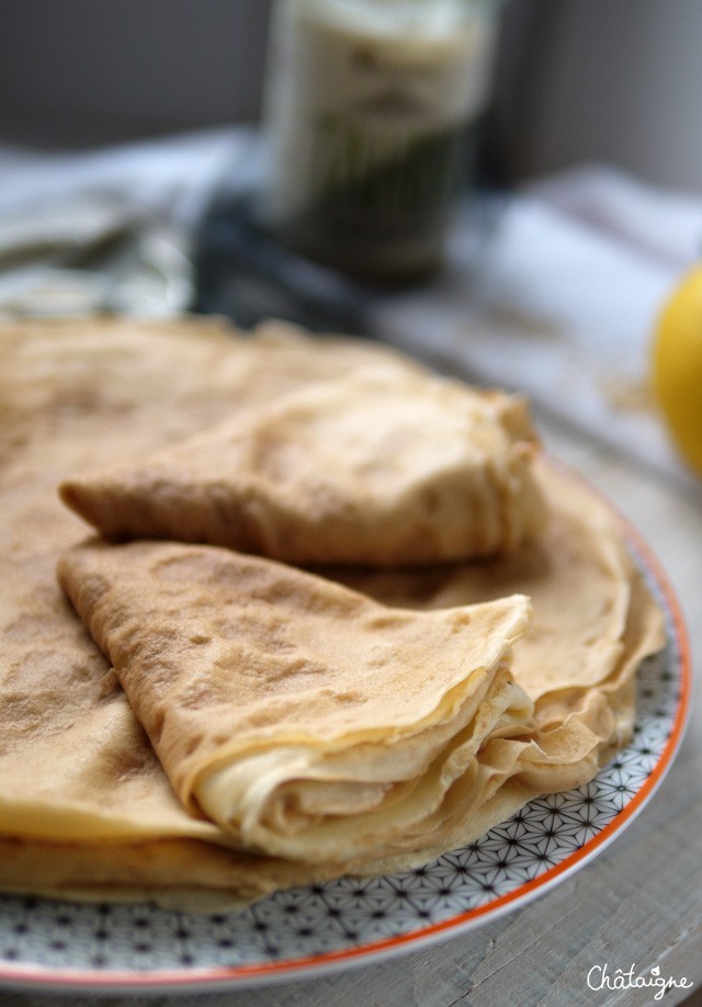 Crêpes au lait d'avoine et tahin