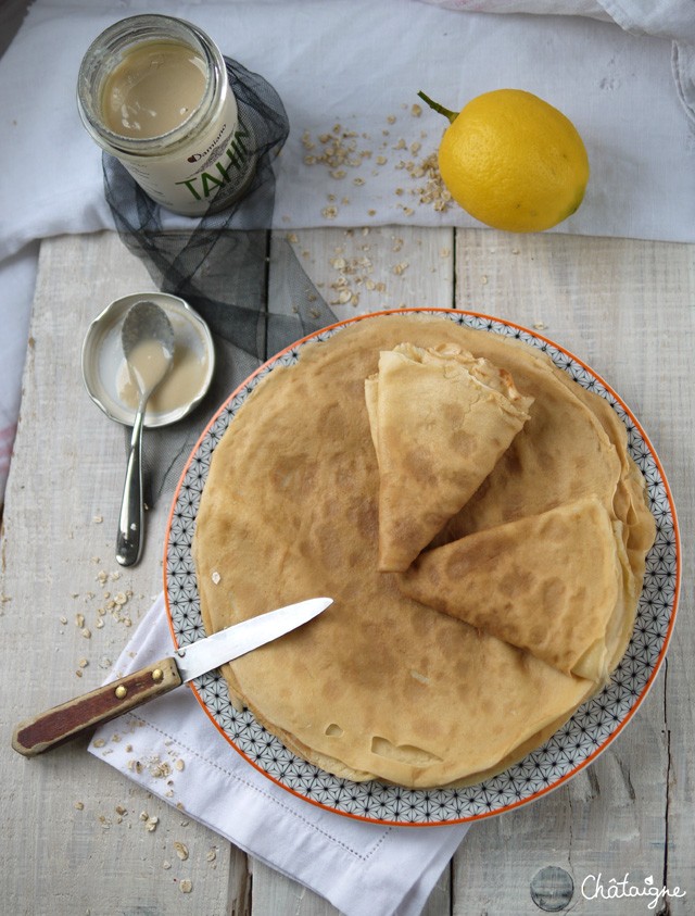 Crêpes au lait d'avoine et tahin