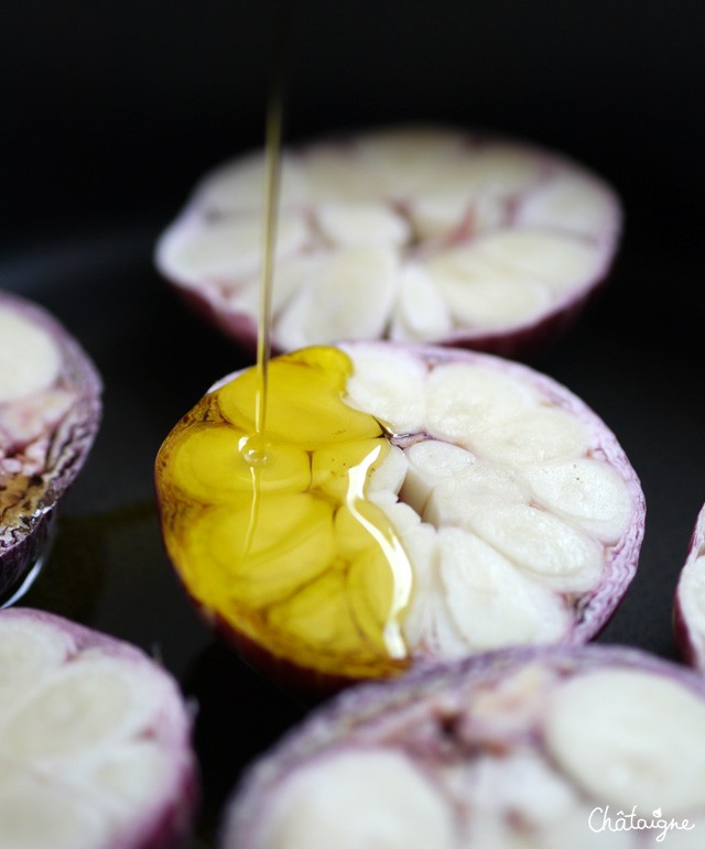 Ail nouveau confit à l'huile d'olive