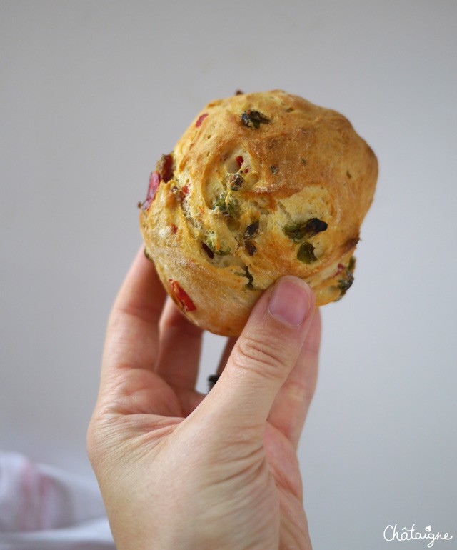 petits pains aux légumes et chorizo