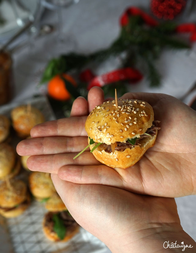 mini burgers au canard confit et chutney de pommes