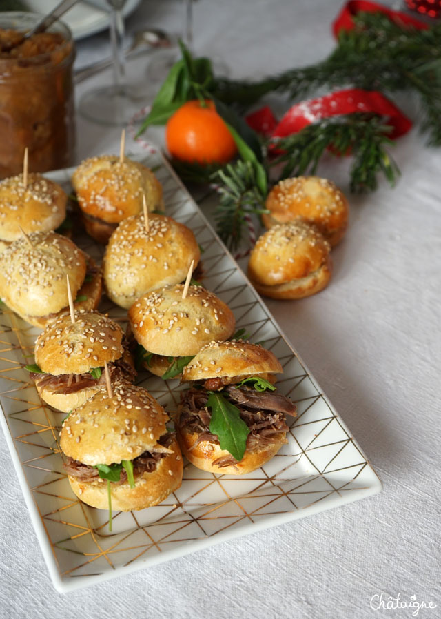 mini burgers au canard confit et chutney de pommes