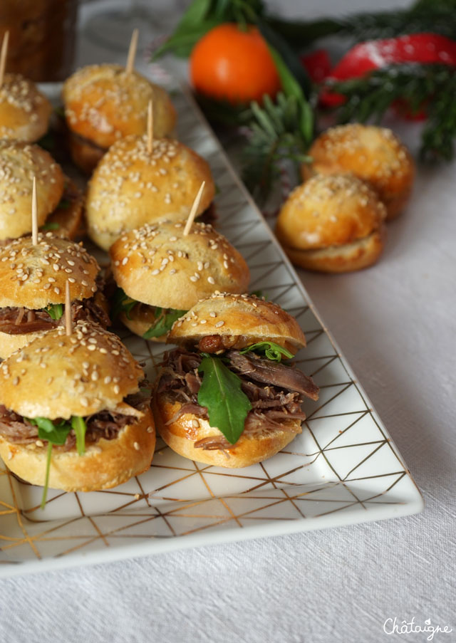 mini burgers au canard confit et chutney de pommes