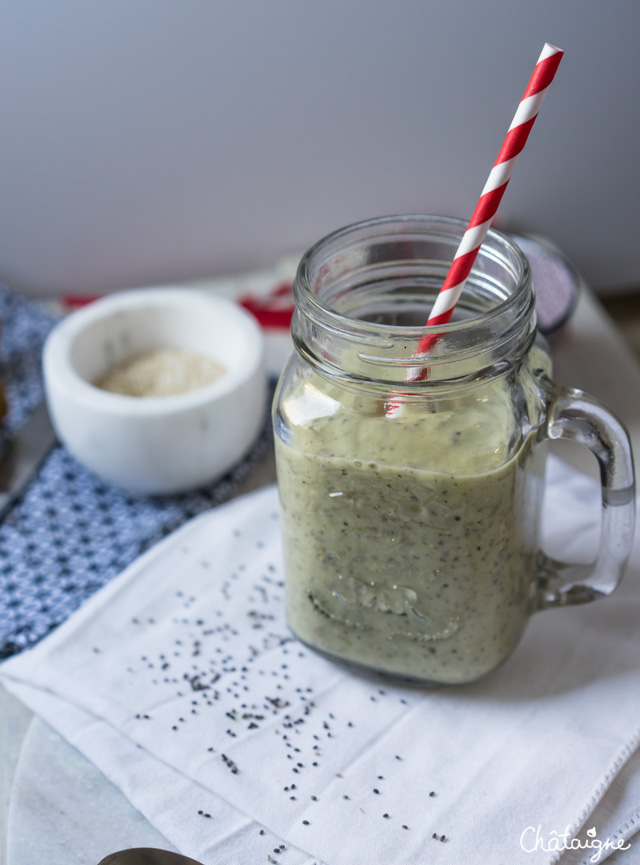 smoothie kiwis, coco et graines de chia