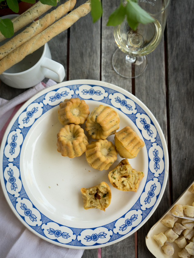 Cannelés aux tomates séchées