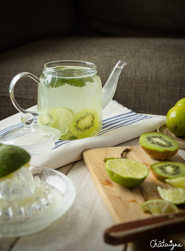 Eau detox citron vert-kiwi-menthe