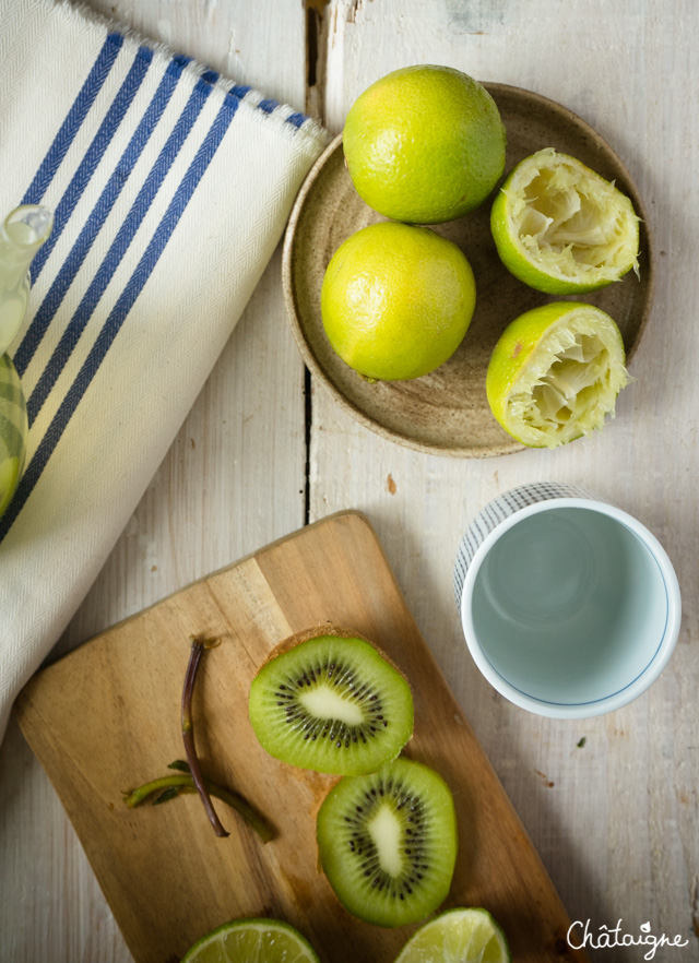 Eau detox citron vert-kiwi-menthe