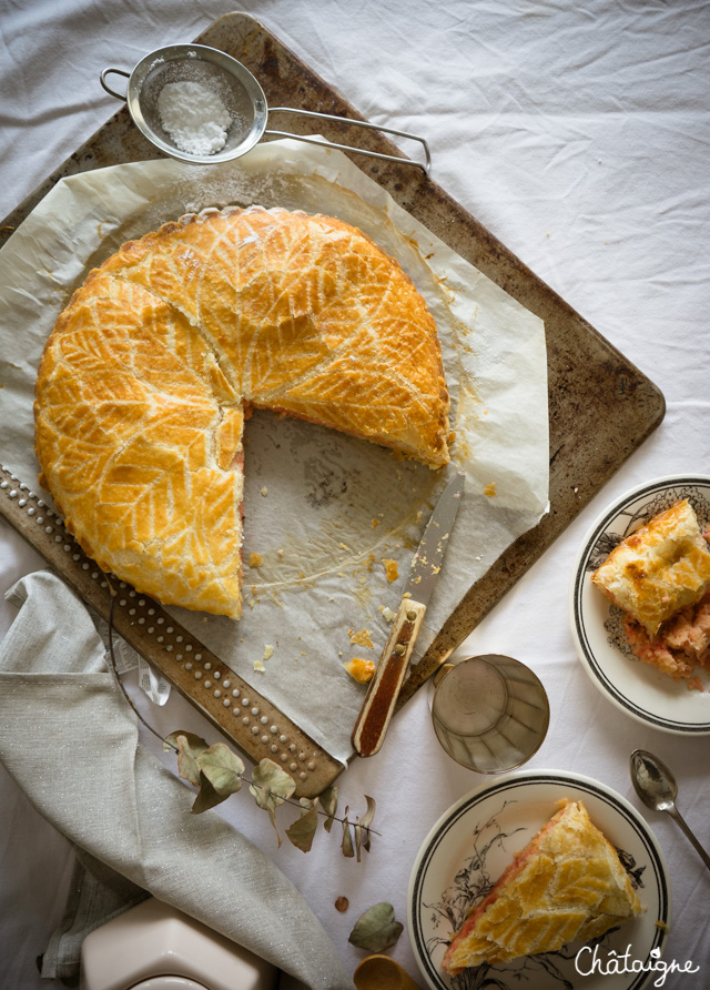 Galette des rois aux pralines roses