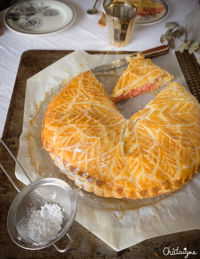 Galette des rois aux pralines roses