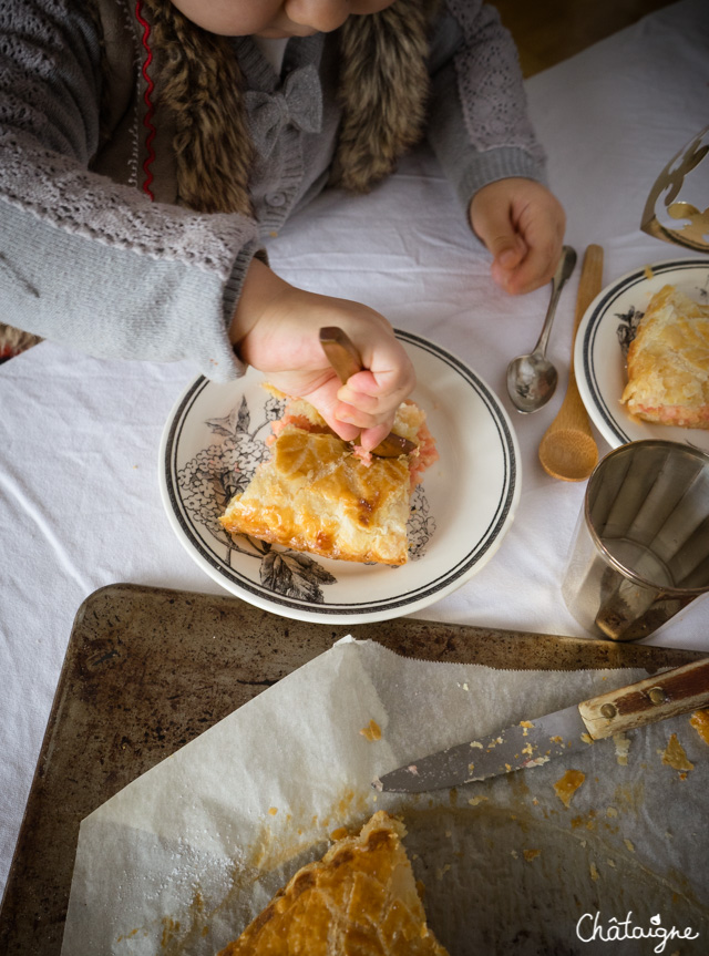 Galette des rois aux pralines roses