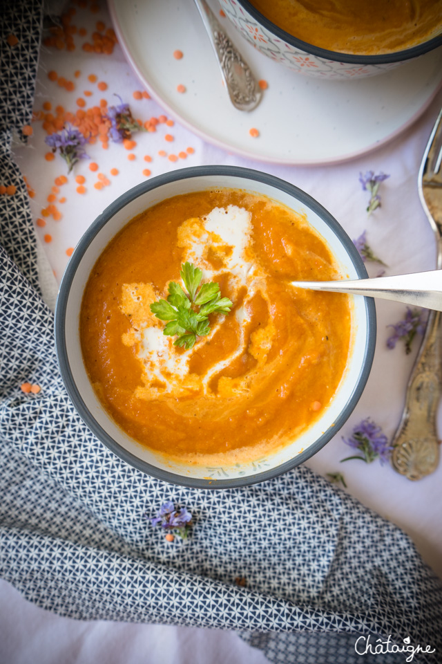 Soupe carottes-lentilles corail