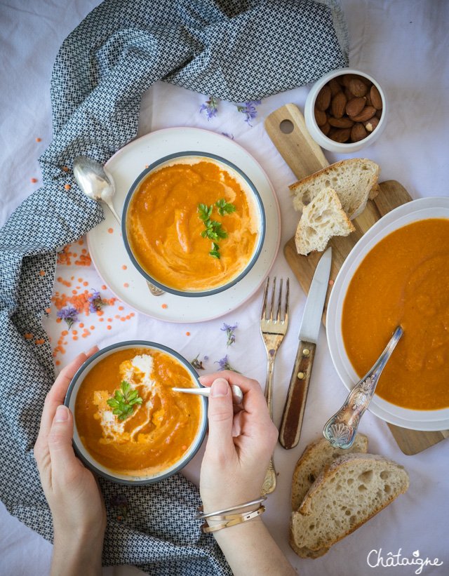 Soupe carottes-lentilles corail