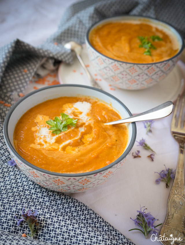 Soupe carottes-lentilles corail