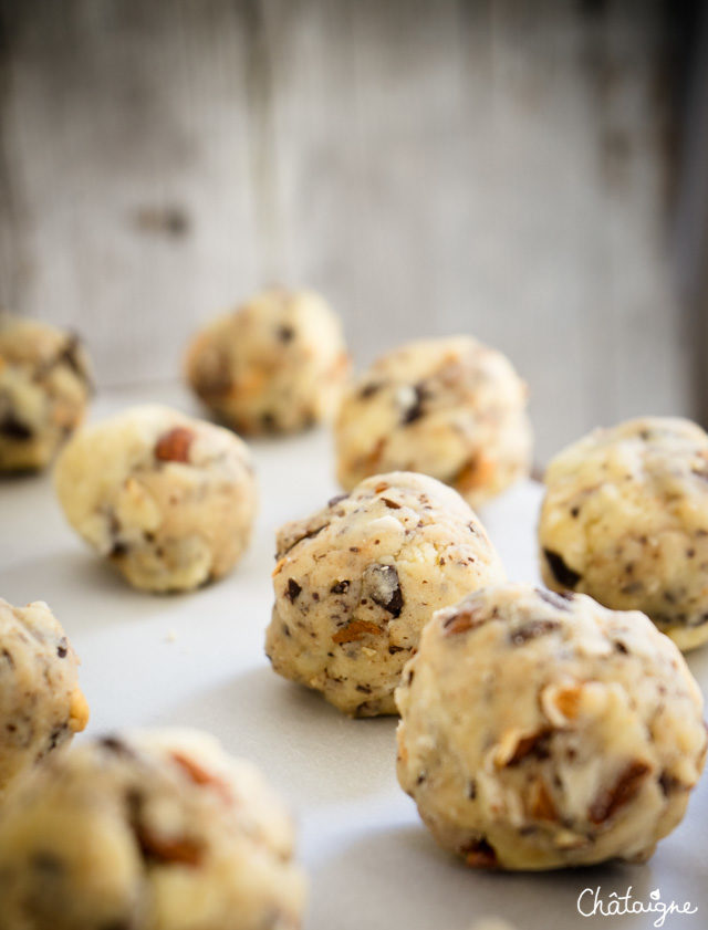 Cookies au chocolat et aux amandes [from M. Ottolenghi]