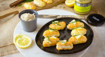 Minis éclairs à la mousse de ricotta, sardine et moutarde thym-citron
