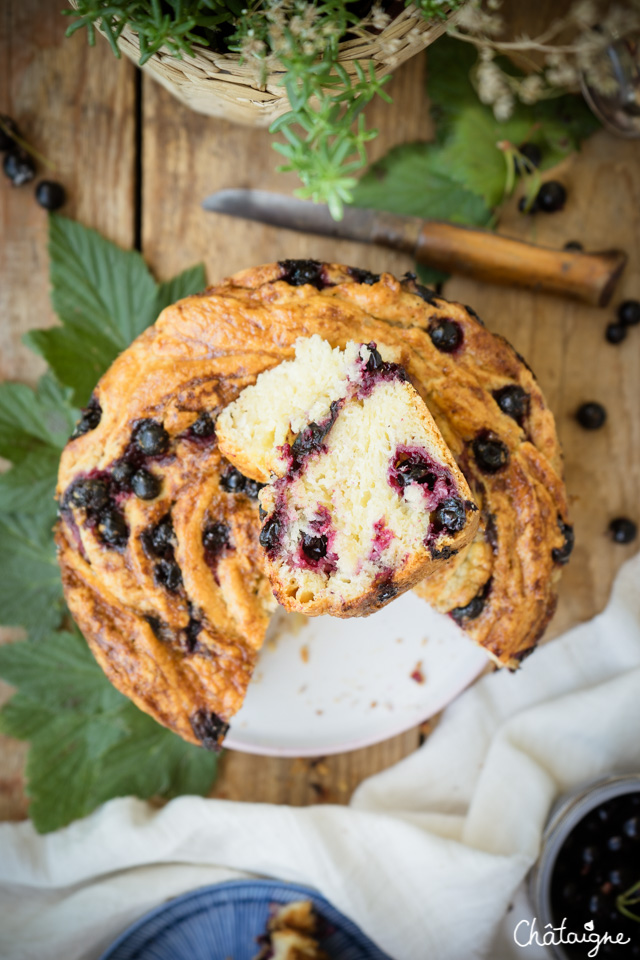 Brioche aux cassis