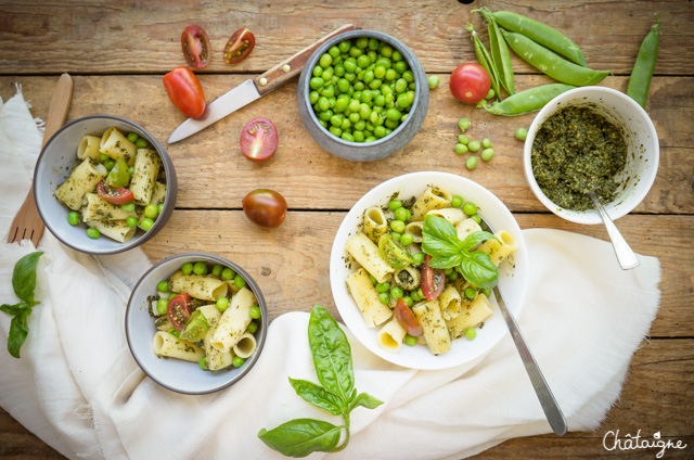 Salade de pâtes au pesto et petits pois