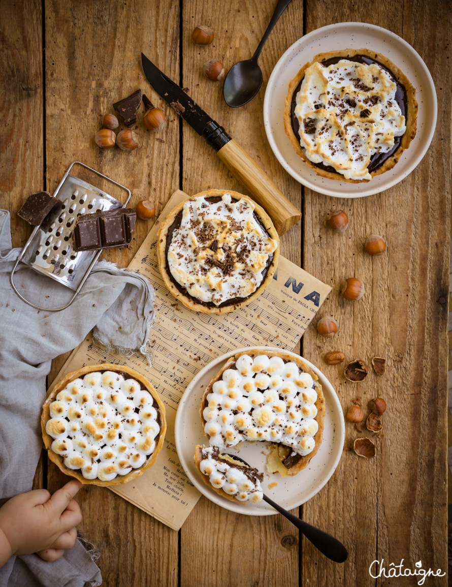 Tartelettes au chocolat meringuées