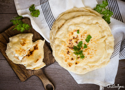 Cheese-naans, pains plats au fromage