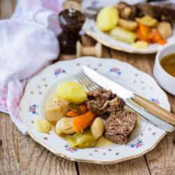 Le pot-au-feu [le grand classique des repas en famille]