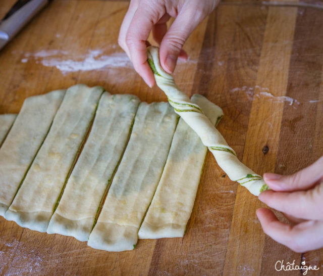 Petites Babka au pesto