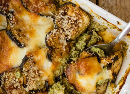 Gratin d’aubergines au pesto et à la ricotta