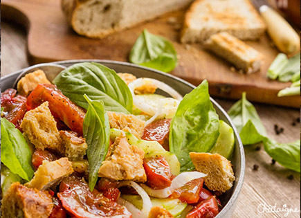 La panzanella, la salade toscane rafraichissante