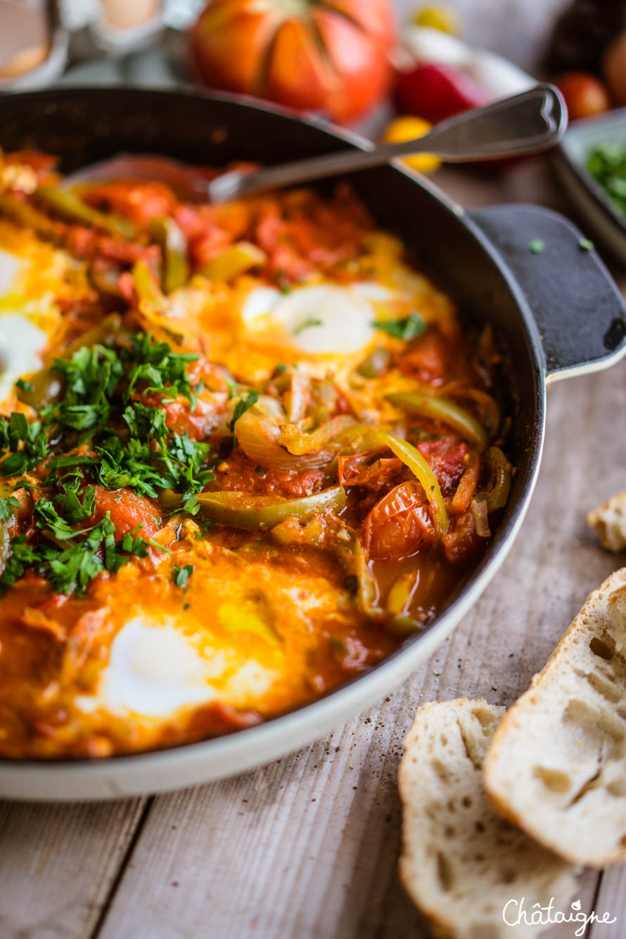 Chakchouka [ou Shakshouka] facile aux tomates, poivrons et œufs - Blog ...