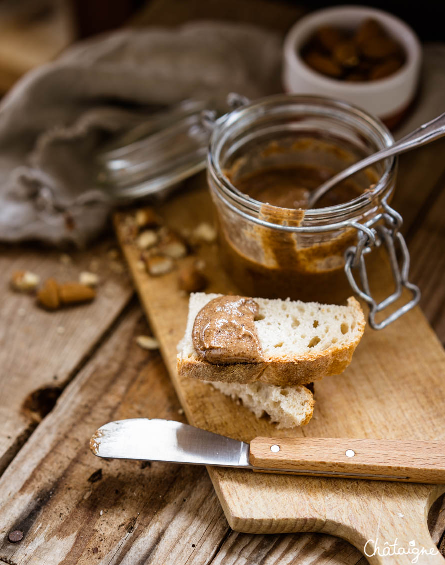 Purée d'amandes maison