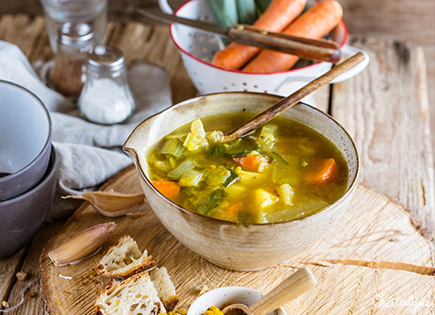 Soupe au curry et aux légumes d’hiver