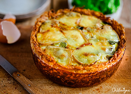 Quiche aux poireaux [sur pâte aux pommes de terre]