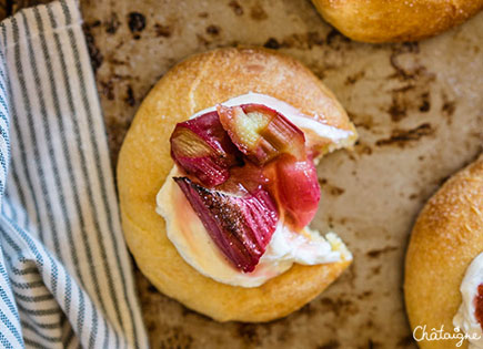 Brioches à la rhubarbe [pour un goûter gourmand]