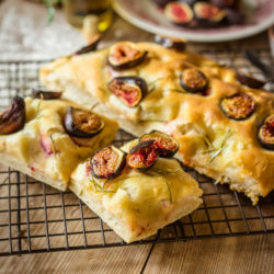 Focaccia aux figues [gourmandise assurée]