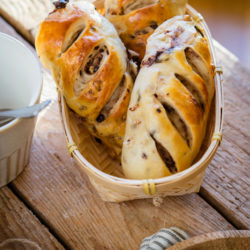 Petits pains au chocolat et aux noix