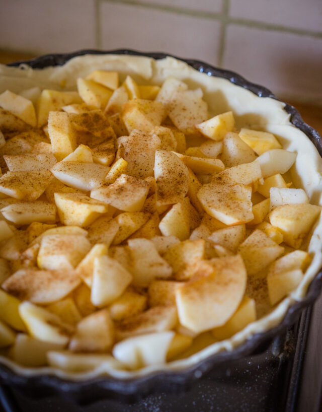 Tarte aux pommes et aux poires, façon cinnamon rolls