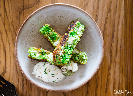 Croquettes aux petits pois et feta {à picorer avec les doigts}