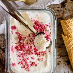 Glace vanille [sans sorbetière et avec 3 ingrédients]