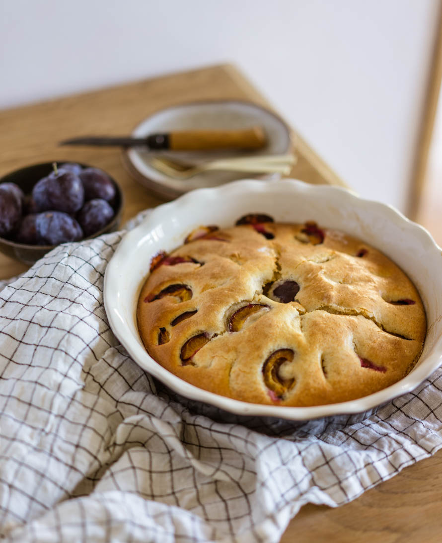 Gâteau moelleux aux prunes