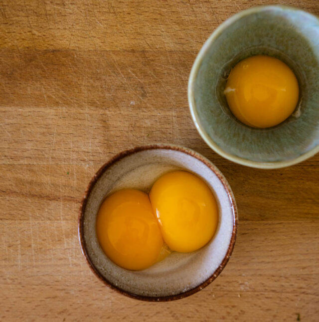 Œufs cocotte aux épinards [parfait pour le dimanche soir]