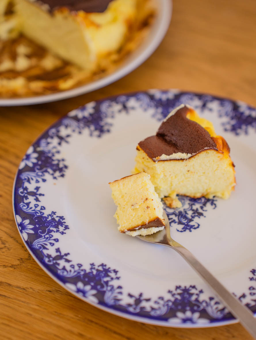 Cheesecake basque Cheesecake basque